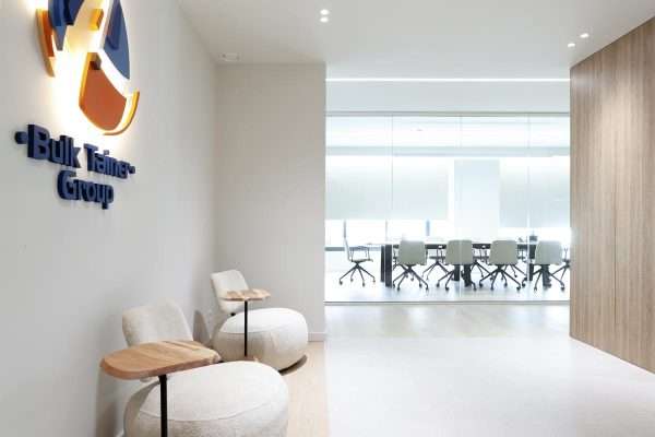 Servicio oficina llave en mano Sala espera Bulk Tainer Group