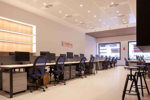 Servicio oficina llave en mano zona coworking adding technology